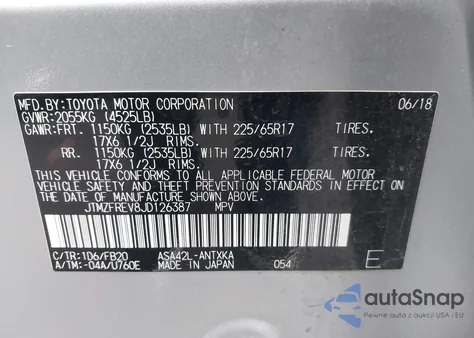 2018 Toyota Rav4 Le z USA, uszkodzony, nr VIN JTMZFREV8JD126387